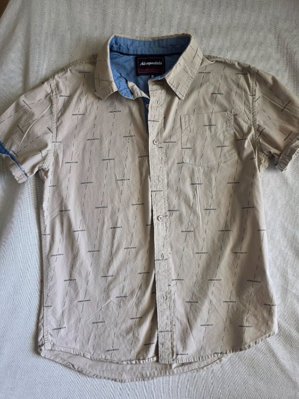 Aeropostale Beige button-down shirt over brand logo, work casual size Med